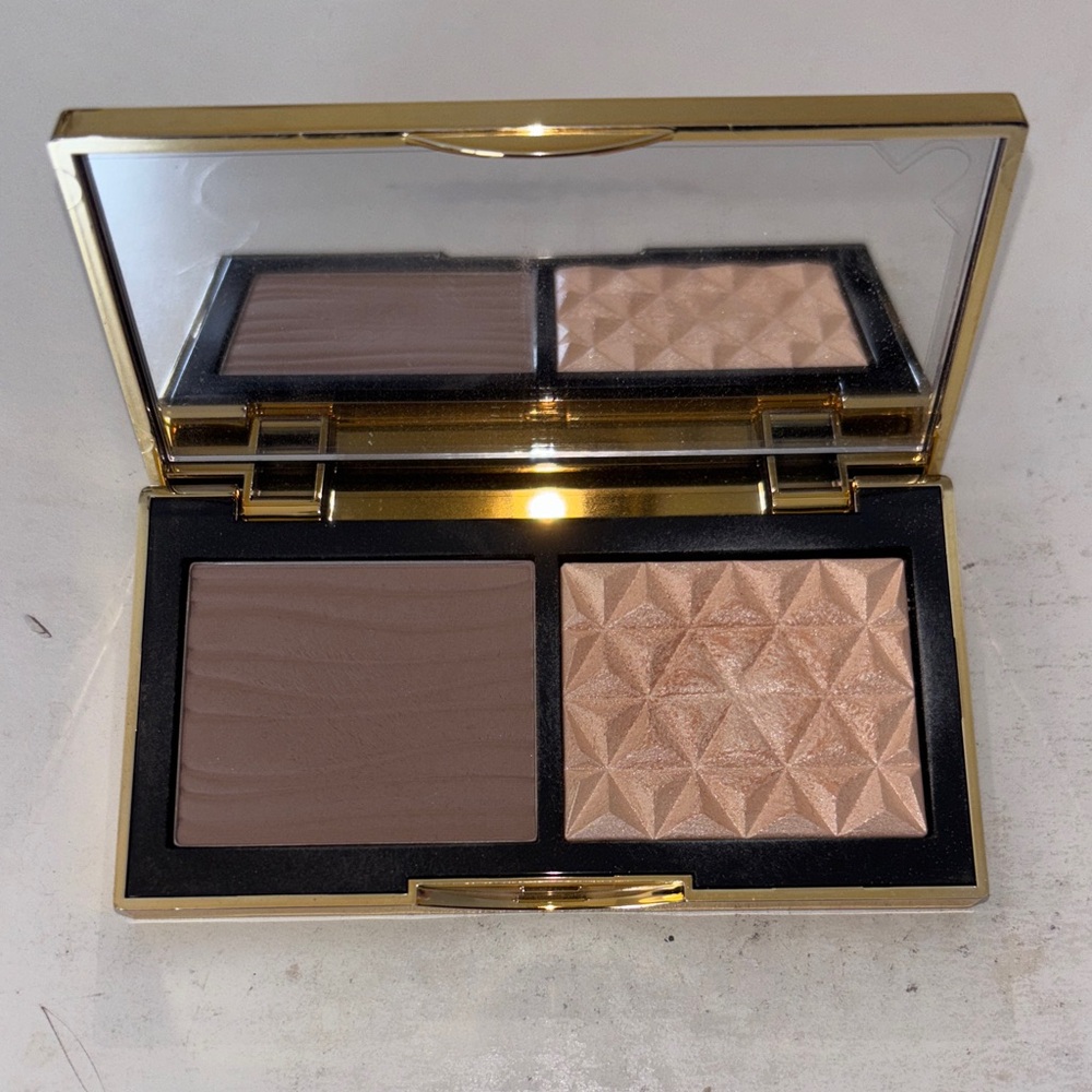 MAC sculpt & glow duo highlight&contour palette